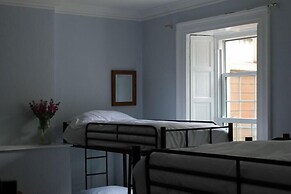 Spoon and the Stars Hostel