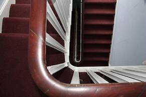 Spoon and the Stars Hostel