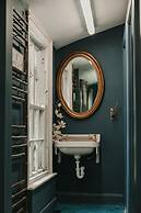 Spoon and the Stars Hostel