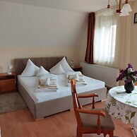 Erika Apartmanházak