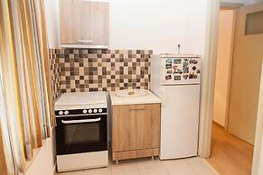 Fabulous Apartment Across Flisvos