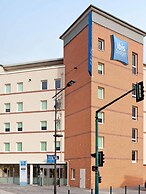 ibis budget Mantes-la-Jolie Sully