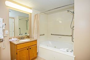 Whispering Pines 102hc