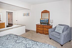 Whispering Pines Condominium 132