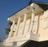 Whispering Pines 211