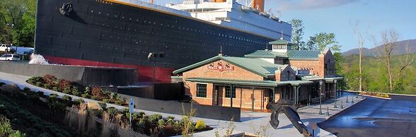 Whispering Pines 214