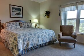 Whispering Pines 214