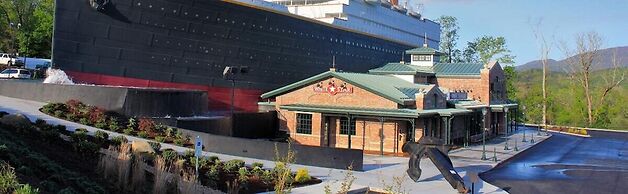 Whispering Pines 412