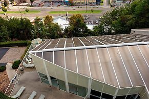 Whispering Pines 351