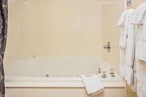 Whispering Pines 441