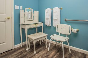 Whispering Pines 413hc