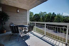 Whispering Pines 423