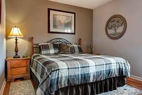 Whispering Pines 433