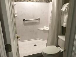 Whispering Pines 453