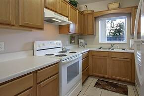 Whispering Pines 513