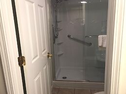 Whispering Pines 611