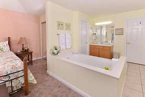 Whispering Pines 653