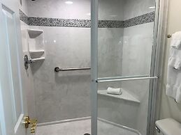 Whispering Pines 643