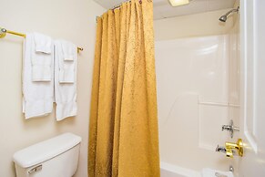 Whispering Pines 642