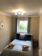 Large Apartment GLA Airport