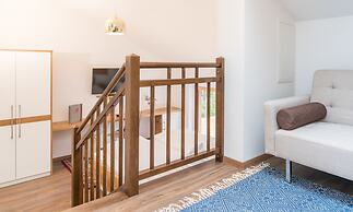 Stefanies Cafe Pension Culture