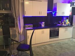 Paisley central luxury Rooms & Apartment