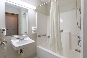 Quality Express Inn & Suites