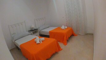 Apartamentos Turisticos Zahazar