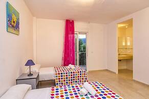 Apartamentos Turisticos Zahazar