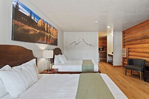 Duck Creek Village Inn