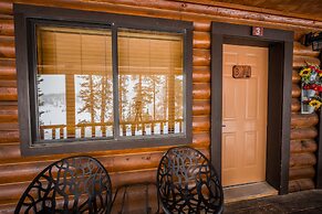 Duck Creek Village Inn