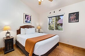 Duck Creek Village Inn