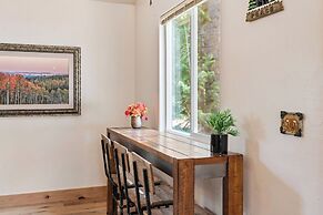 Duck Creek Village Inn