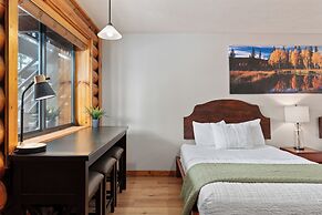 Duck Creek Village Inn