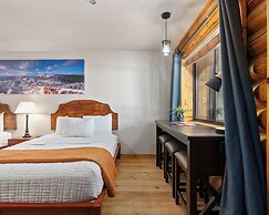 Duck Creek Village Inn