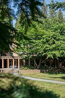 Pacific Spirit Hostel