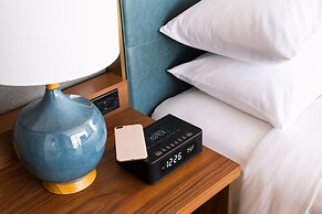 Le Méridien Essex Chicago