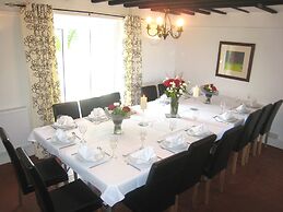 Arden Hill Farm House - Sleeps up to 16 - Snooker Table - HOT TUB