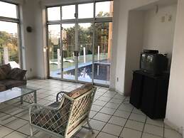 Casa Mexicana La Reyna