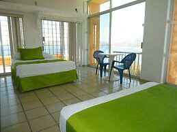 Casa Mexicana La Reyna