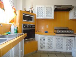 Casa Mexicana La Reyna