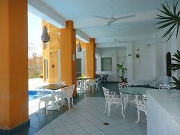 Casa Mexicana La Reyna