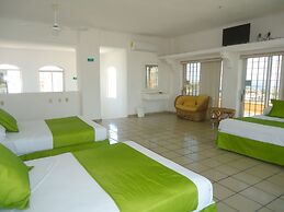 Casa Mexicana La Reyna