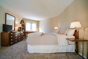 The Atrium Haven Winter Park Cabin Hot Tub