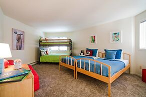 The Atrium Haven Winter Park Cabin Hot Tub