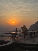 ES Deurali Resort.