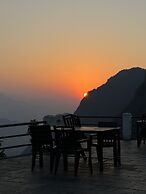ES Deurali Resort.