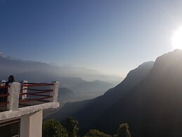 ES Deurali Resort.