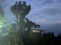 ES Deurali Resort.