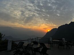 ES Deurali Resort.